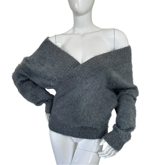 Fashion on Earth Anthro Open Back Fuzzy Eyelash Sweater top faux wrap grey M MD - Picture 3 of 17